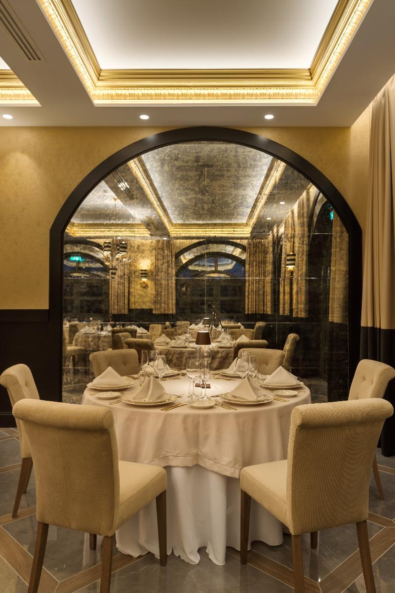 Kyniska Palace Conference & 5* מישטראש